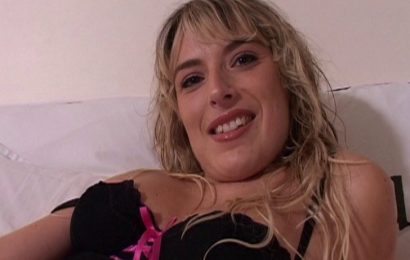 Casting porno de Lora Moore, blonde en chaleur